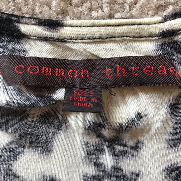 Common Thread Multicolored Sleeveless Top. Size S - Picture 3 of 5